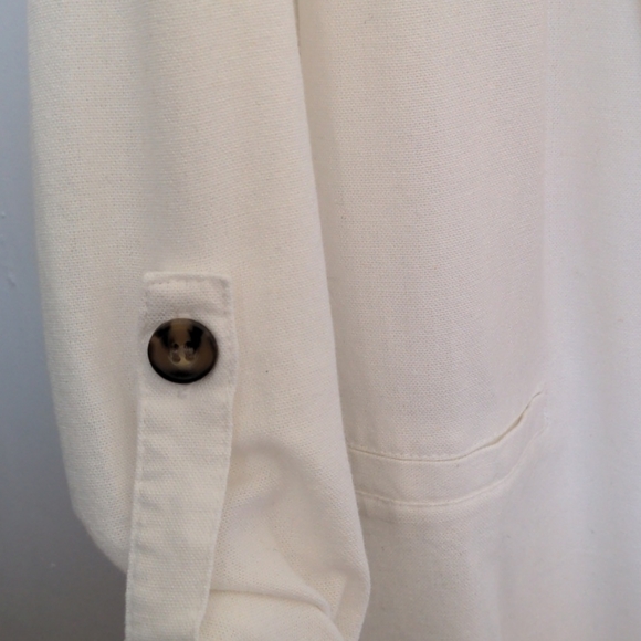 White summer Blazer - Picture 3 of 3